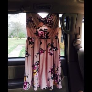 Women's,  off the shoulders dress, SZ SMALL